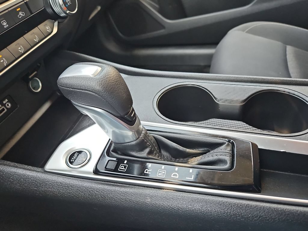 Used 2025 Nissan Altima 2.5 SV FWD image 20
