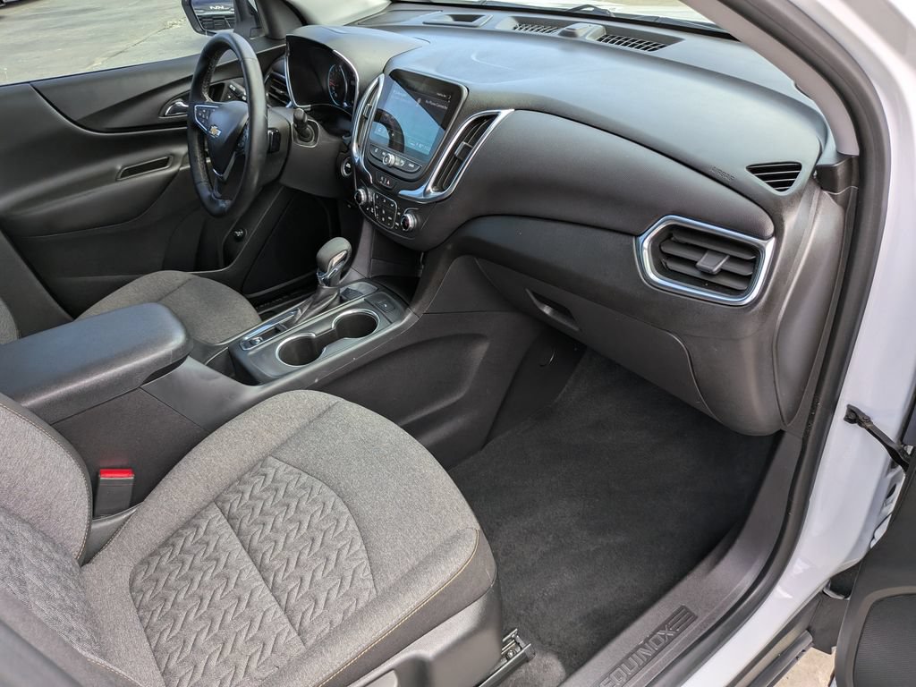 Used 2024 Chevrolet Equinox LT FWD image 15