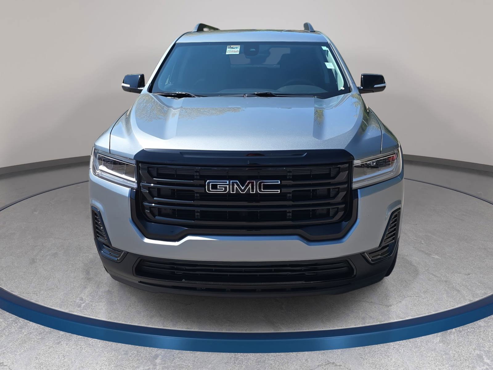 Used 2023 GMC Acadia SLE w/ Driver Convenience Package image 2