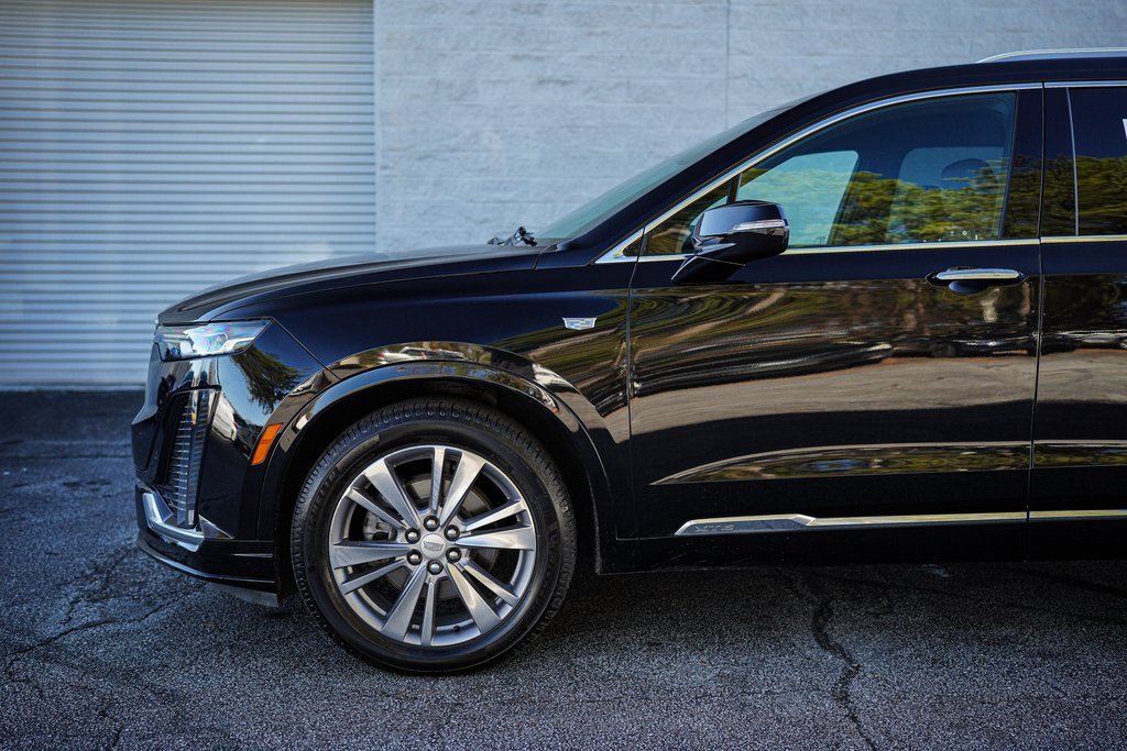 Used 2023 Cadillac XT6 Premium Luxury image 9