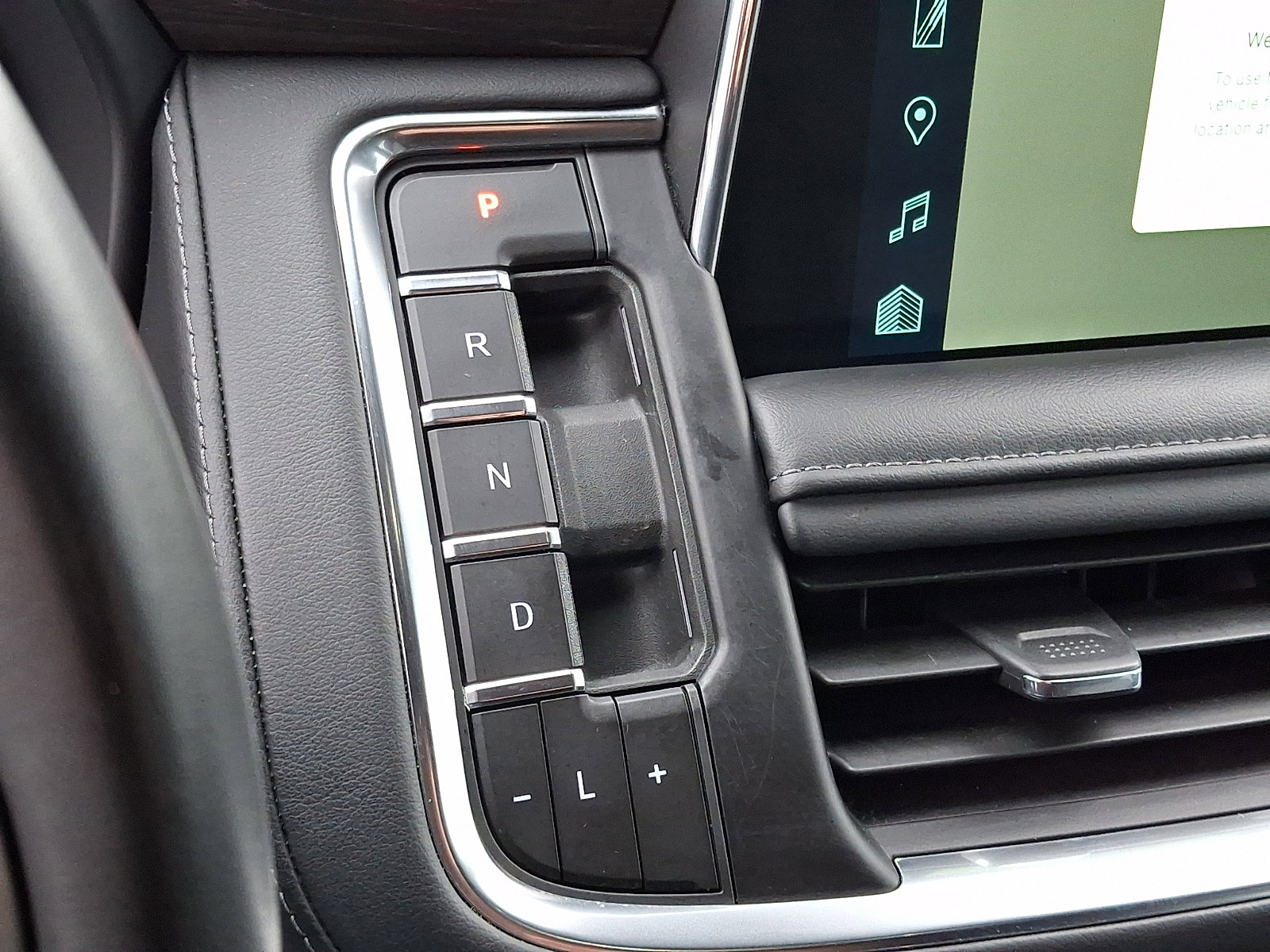 Certified 2024 Chevrolet Tahoe LT image 17