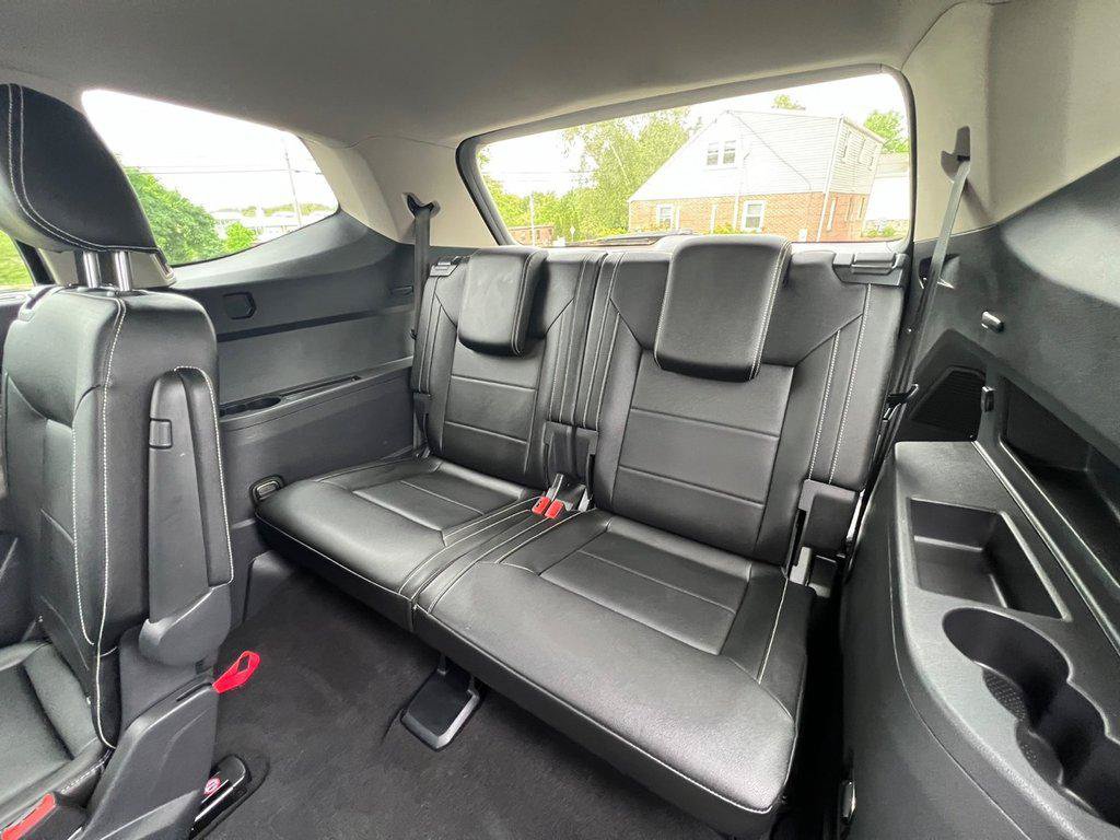 Certified 2021 Volkswagen Atlas SEL R-Line AWD/4WD image 20