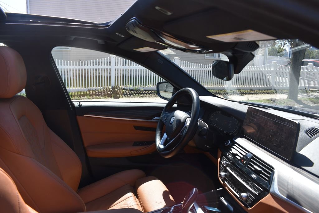 Used 2023 BMW 540i xDrive AWD/4WD image 21