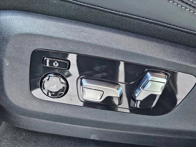 New 2026 BMW X5 xDrive50e w/ M Sport Package image 4