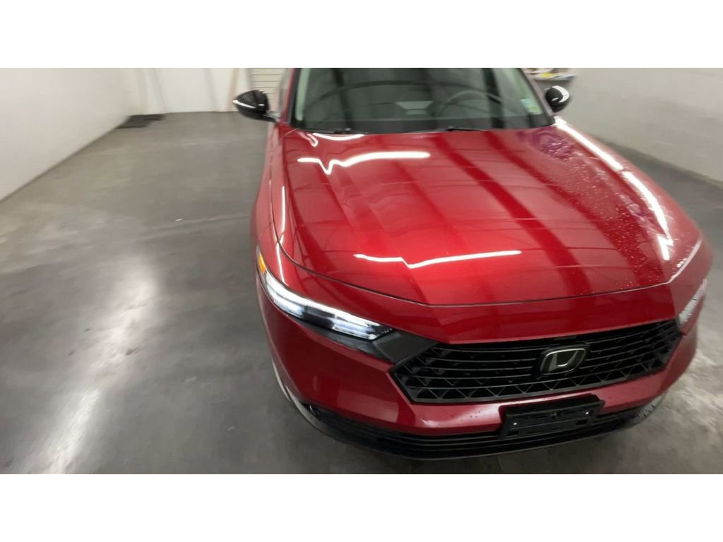 Used 2025 Honda Accord SE image 3