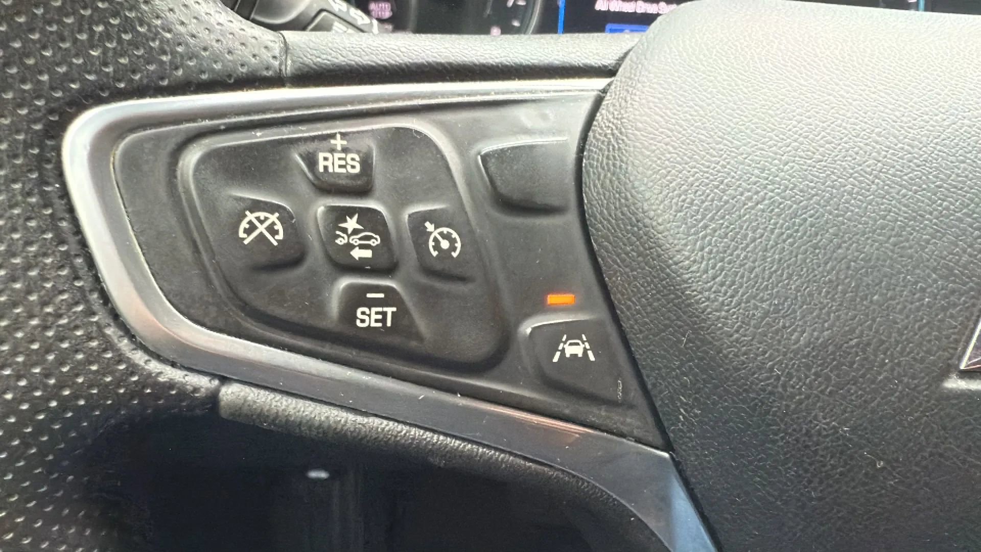 Used 2022 Chevrolet Equinox LT image 12