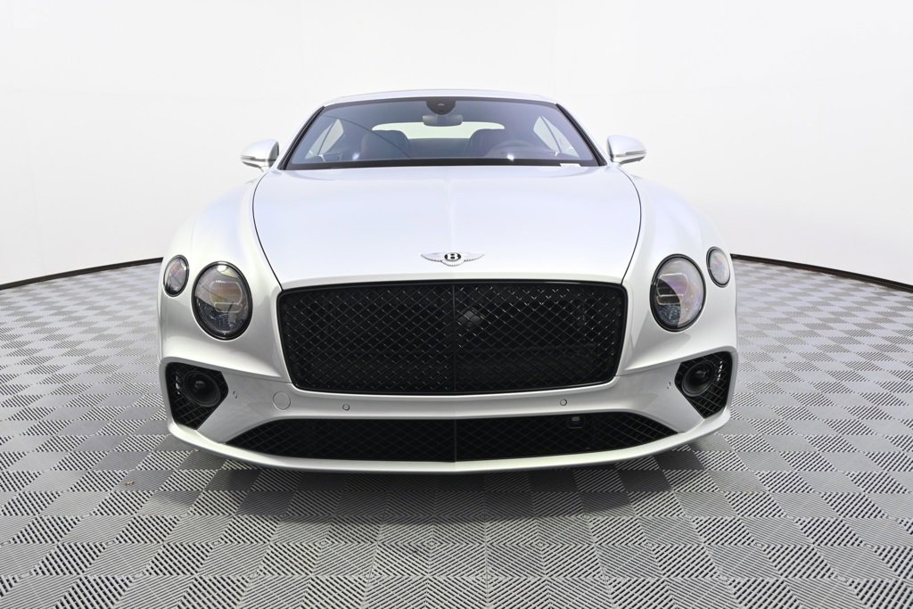 Used 2024 Bentley Continental GT image 10