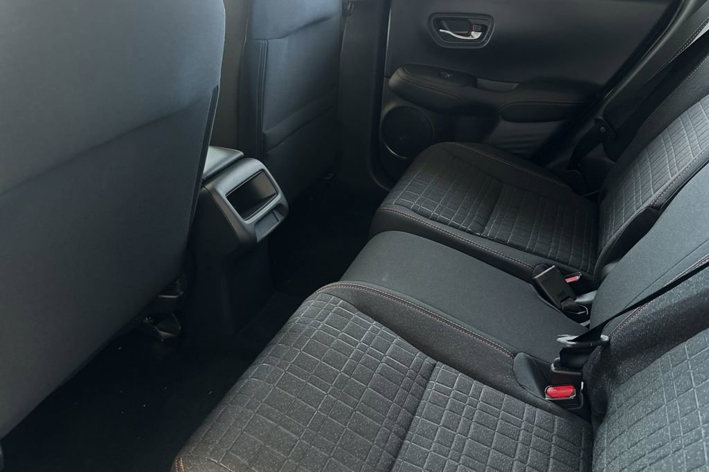 New 2025 Honda HR-V Sport image 12