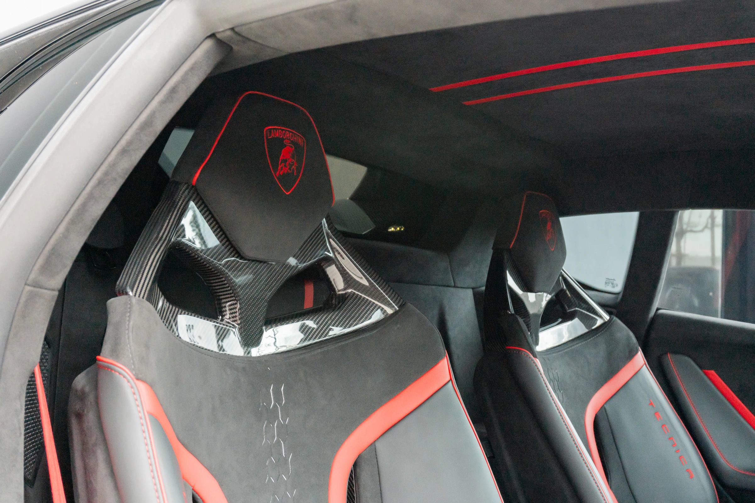 Used 2024 Lamborghini Huracan Tecnica image 14