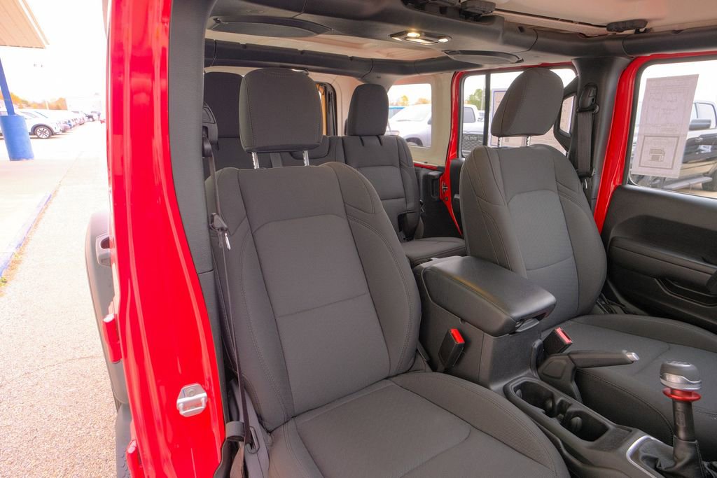 Used 2022 Jeep Wrangler Unlimited Sport image 17