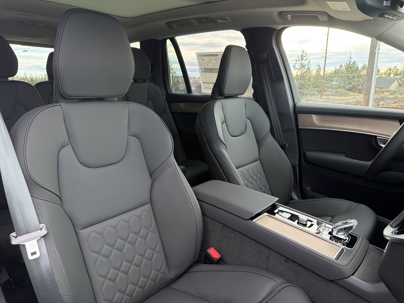 New 2026 Volvo XC90 T8 Plus w/ Protection Package AWD/4WD image 26