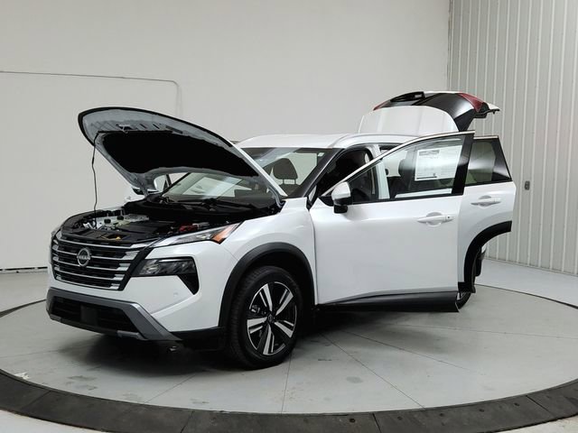 Used 2025 Nissan Rogue SL image 11