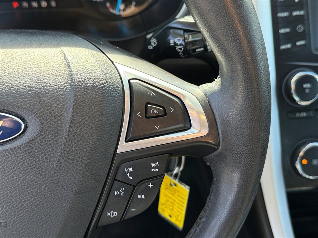 Used 2015 Ford Fusion SE w/ Equipment Group 201A image 23