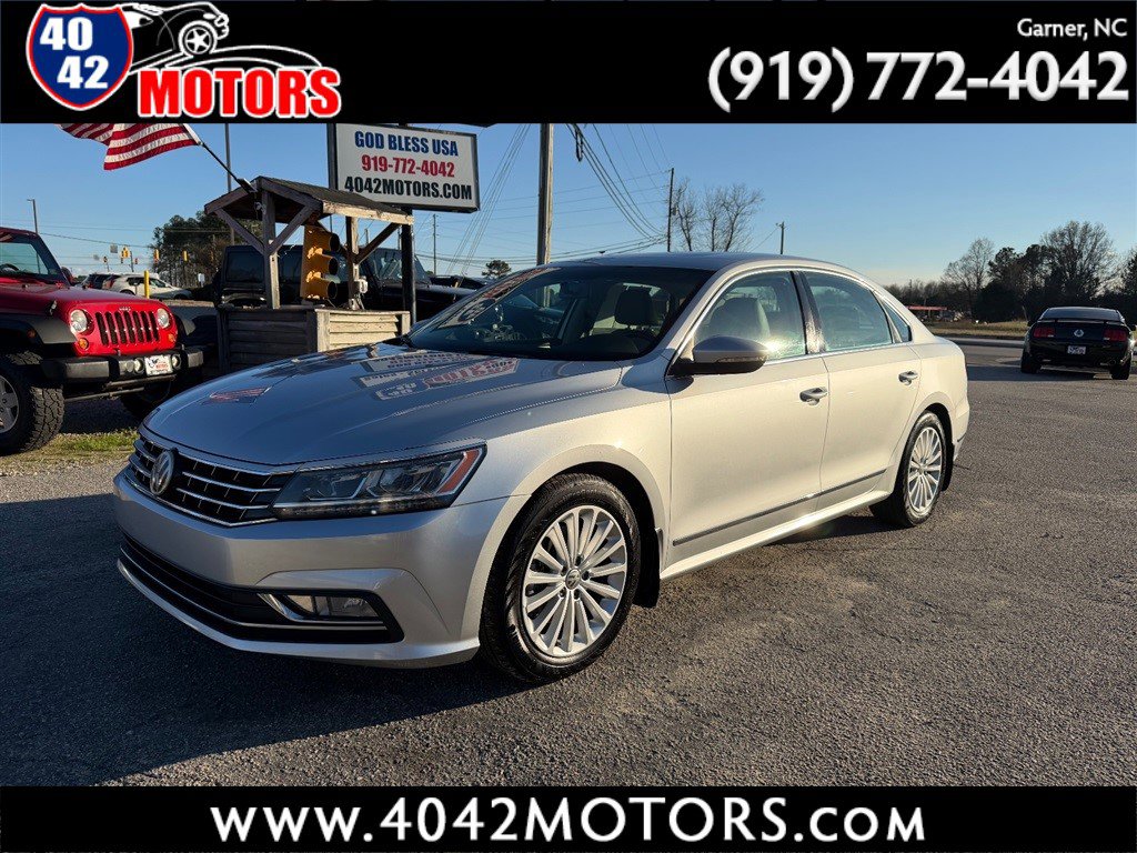 Used 2017 Volkswagen Passat 1.8T SE w/ SE Lighting Package FWD image 1
