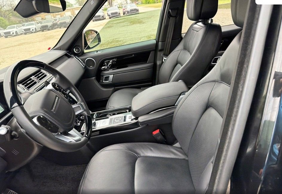 Used 2022 Land Rover Range Rover Westminster Edition image 9