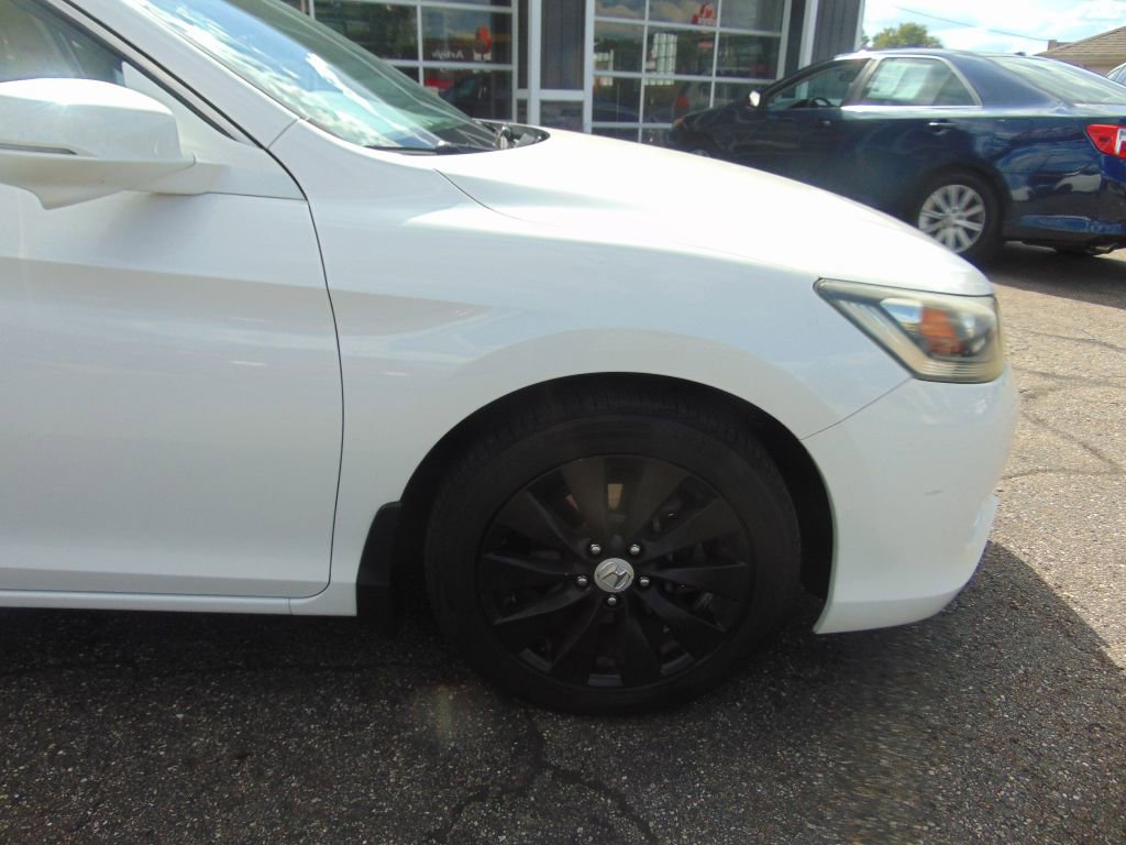 Used 2013 Honda Accord EX image 11