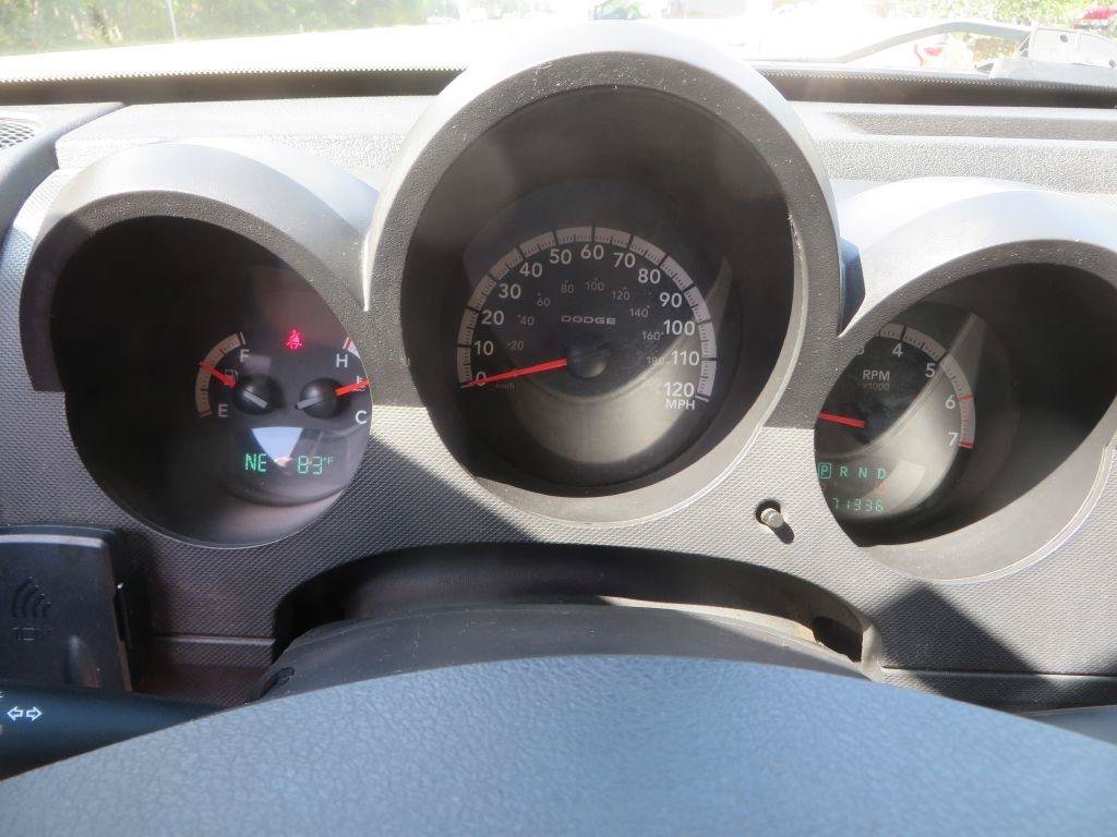 Used 2011 Dodge Nitro Heat w/ Popular Equipment Group RWD image 14
