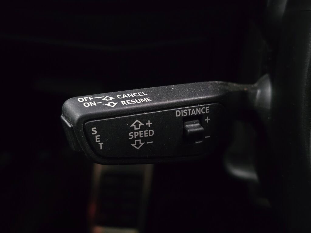 Used 2024 Audi RS 3 w/ Carbon Package image 43