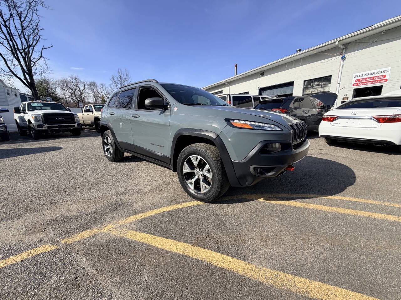 Used 2014 Jeep Cherokee Trailhawk w/ Comfort/Convenience Group image 5