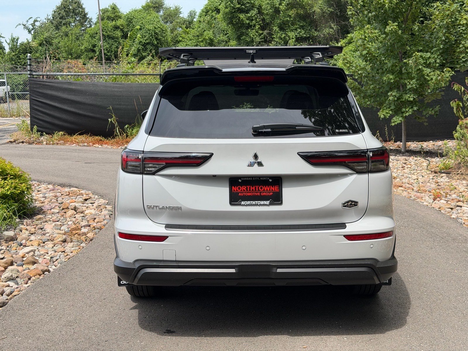 New 2026 Mitsubishi Outlander AWD image 4