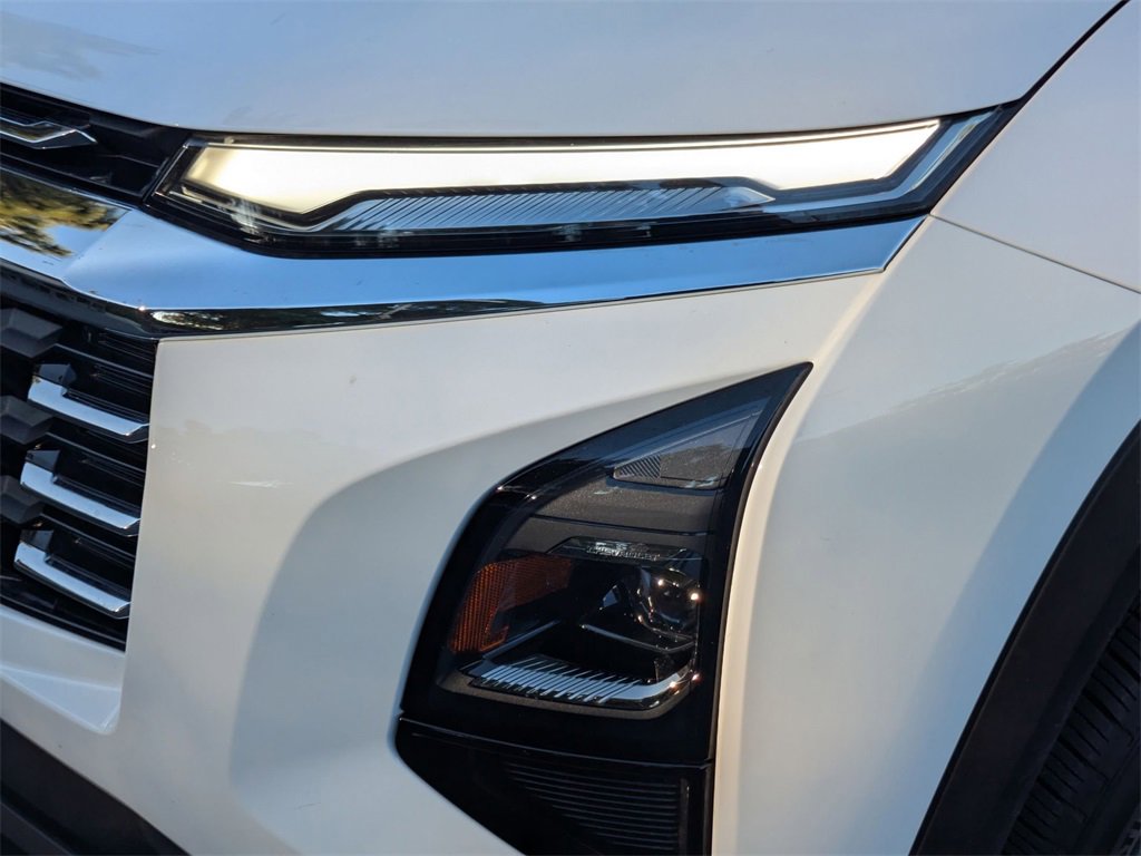 Used 2025 Chevrolet Equinox LT image 11