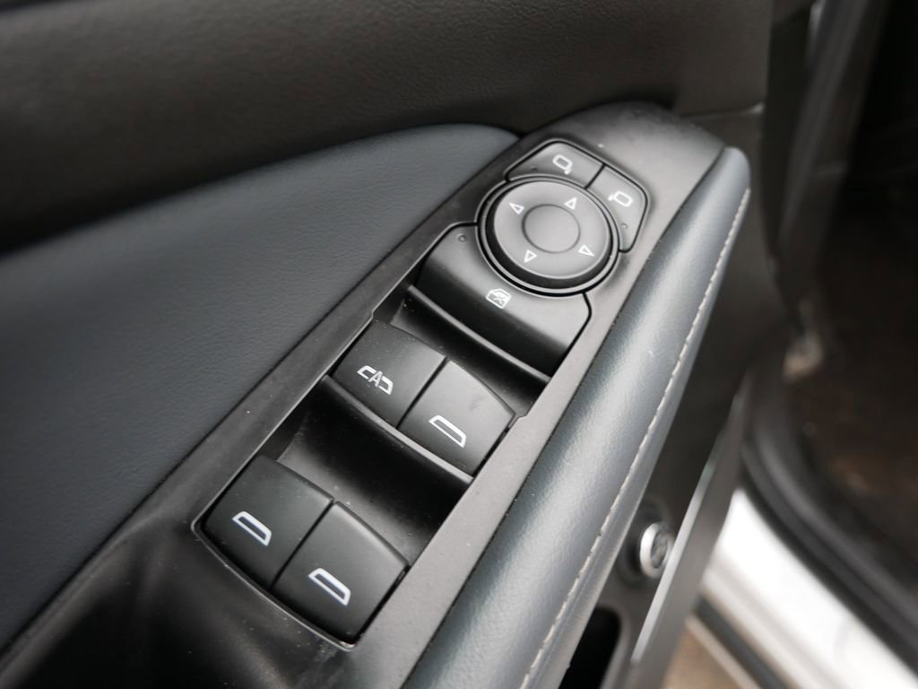 Used 2022 Buick Enclave Essence AWD/4WD image 23
