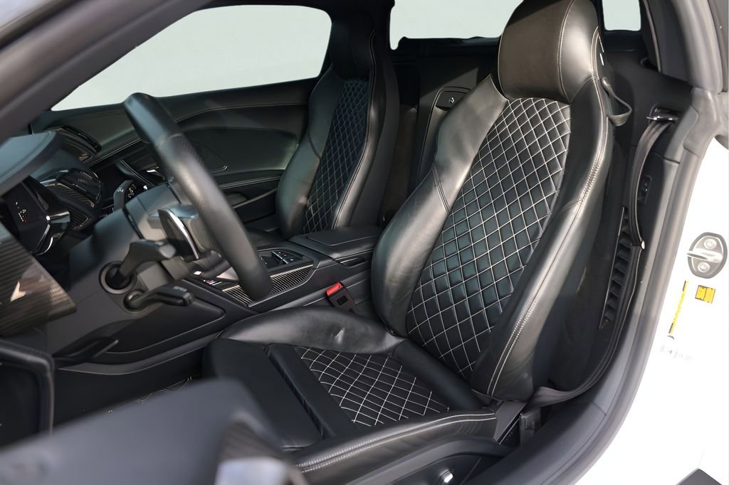 Used 2018 Audi R8 V10 plus AWD/4WD image 11