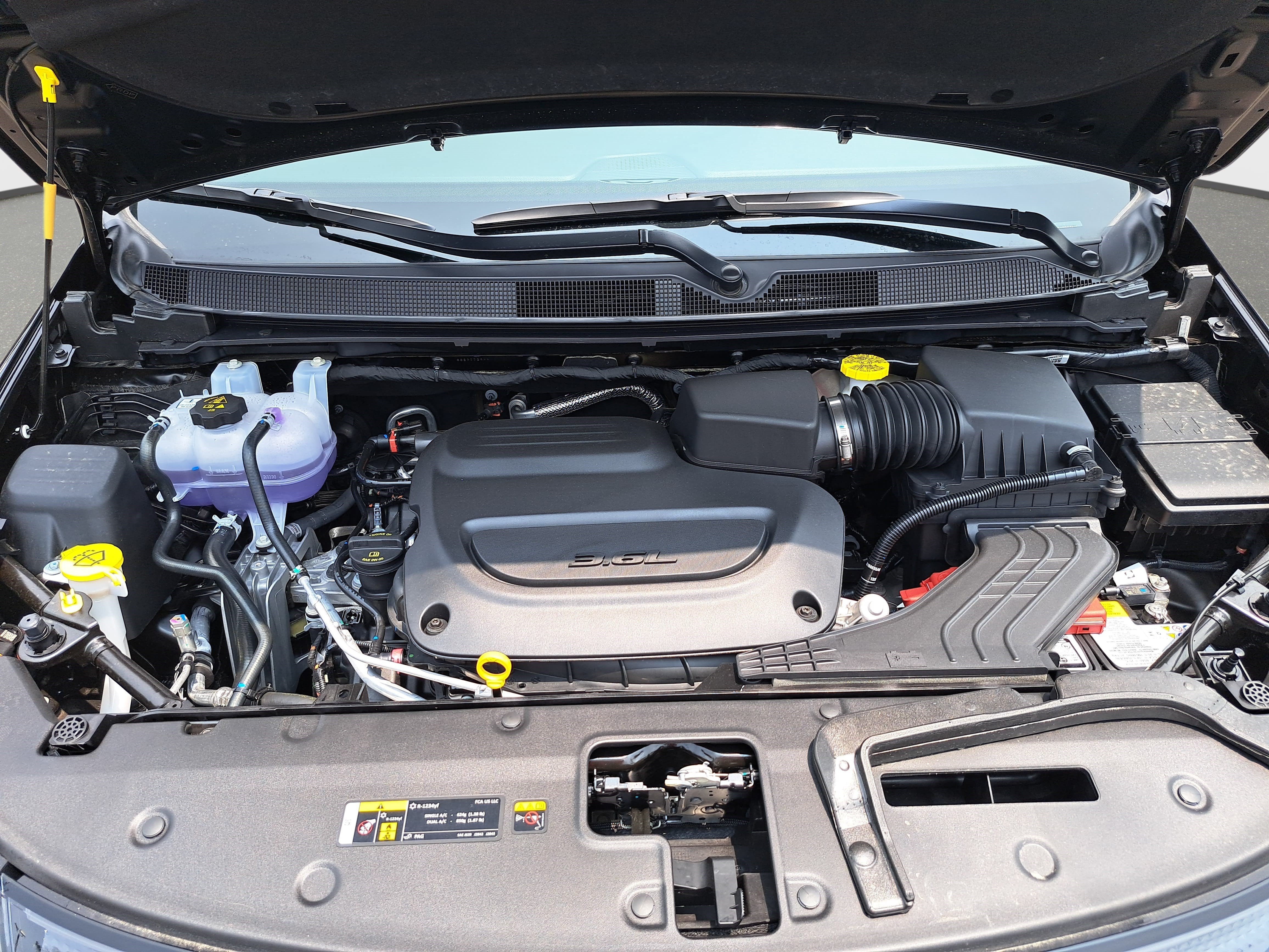 New 2027 Chrysler Pacifica Limited FWD image 32