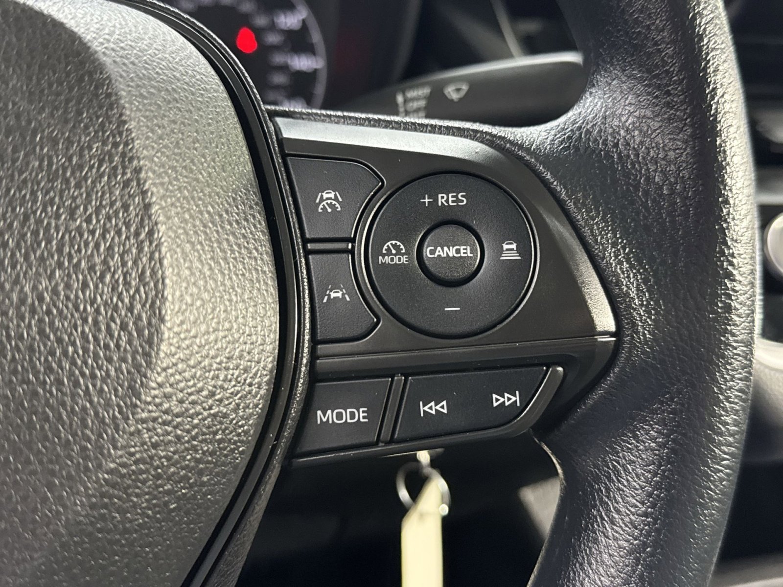 Used 2023 Toyota Corolla LE image 36