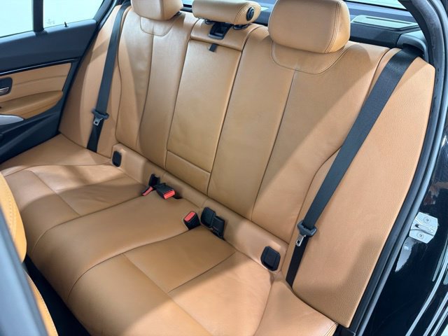 Used 2018 BMW 340i xDrive Sedan AWD/4WD image 16