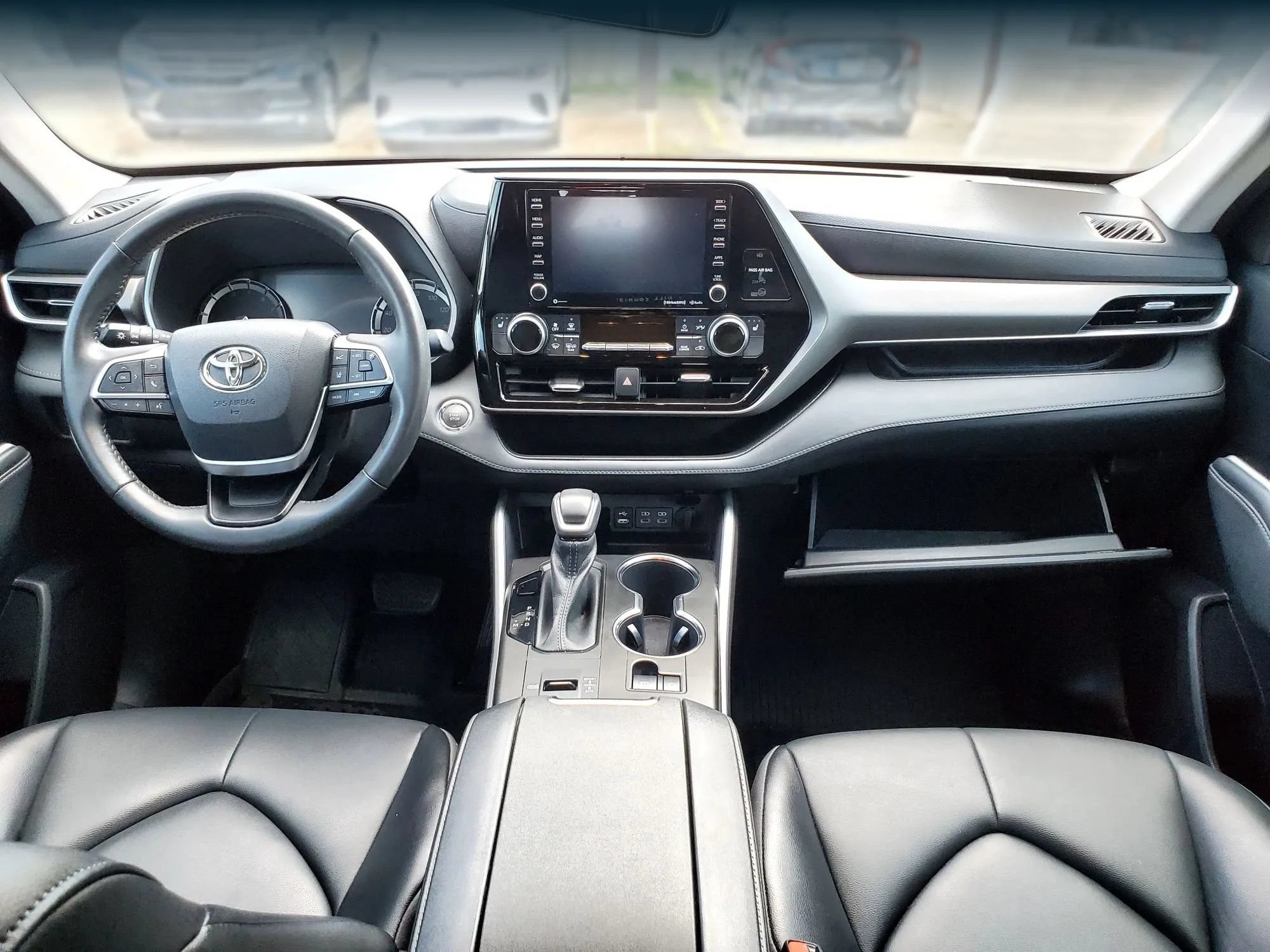 Used 2022 Toyota Highlander XLE FWD image 51