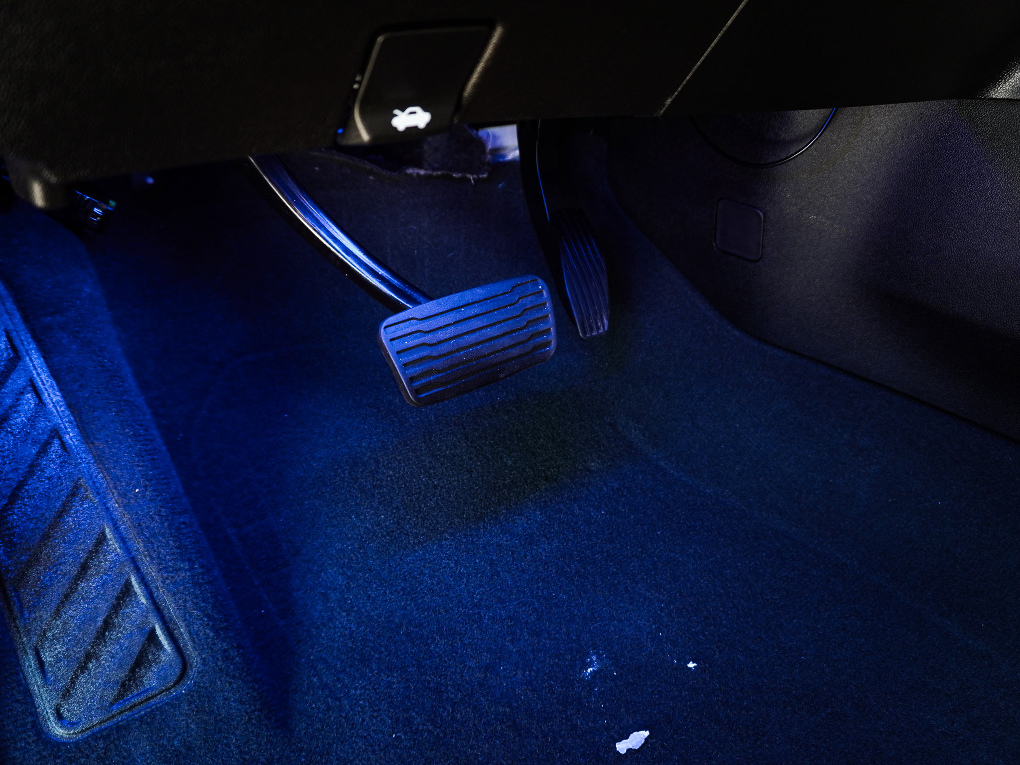 Used 2024 GMC Sierra 2500 AT4 image 17