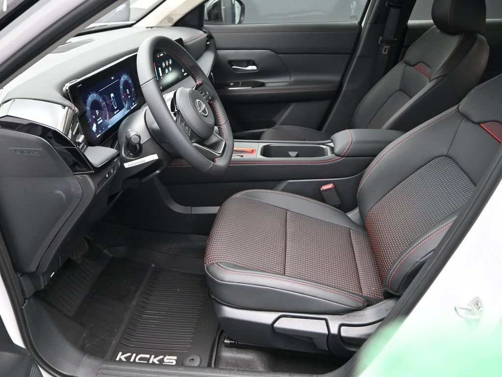 New 2026 Nissan Kicks SR w/ Cold Weather Package FWD image 17