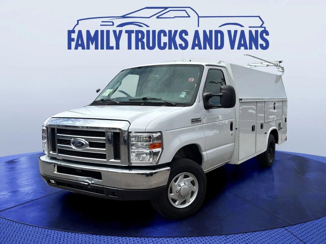 Used 2019 Ford E-350 and Econoline 350 Super Duty w/ Power Windows & Locks Group RWD image 1