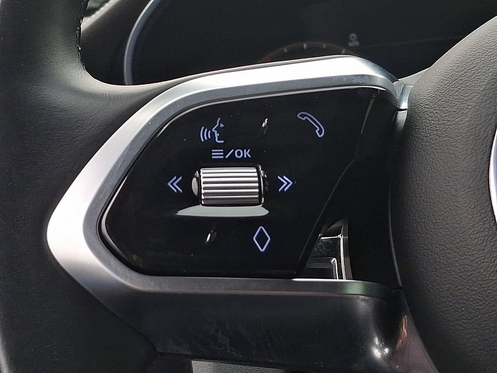 Certified 2022 Jaguar E-PACE 300 Sport AWD/4WD image 15