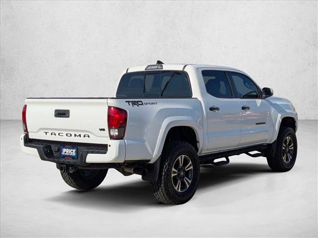 Used 2019 Toyota Tacoma TRD Sport w/ Technology Package image 5