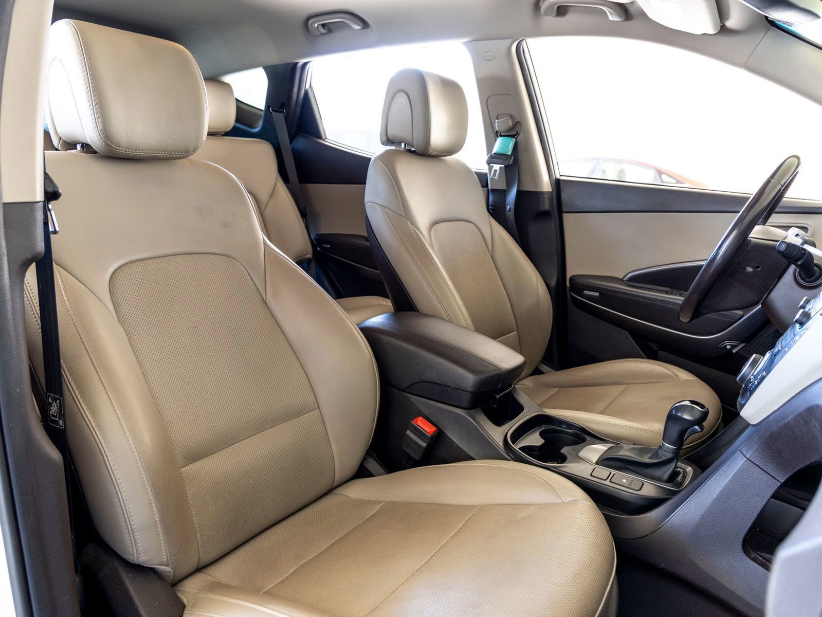 Used 2018 Hyundai Santa Fe Sport 2.0T FWD image 25