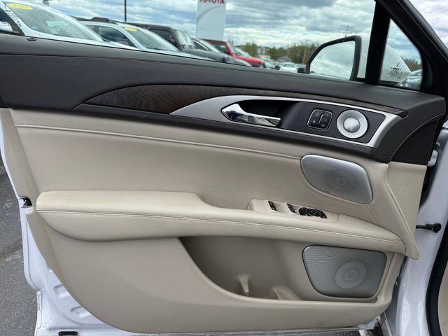 Used 2019 Lincoln MKZ Reserve w/ Luxury Package AWD/4WD image 26