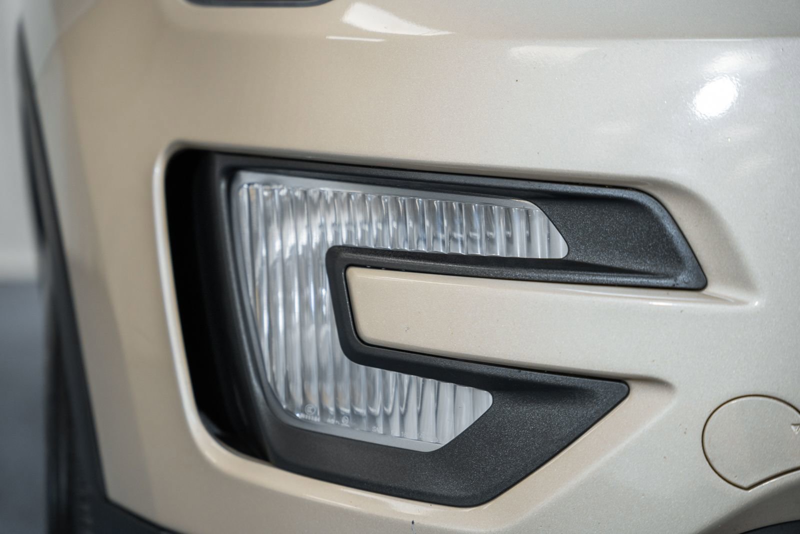 Certified 2017 Ford Explorer XLT w/ Equipment Group 202A image 10