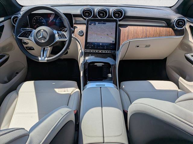 Used 2025 Mercedes-Benz GLC 350e 4MATIC image 19