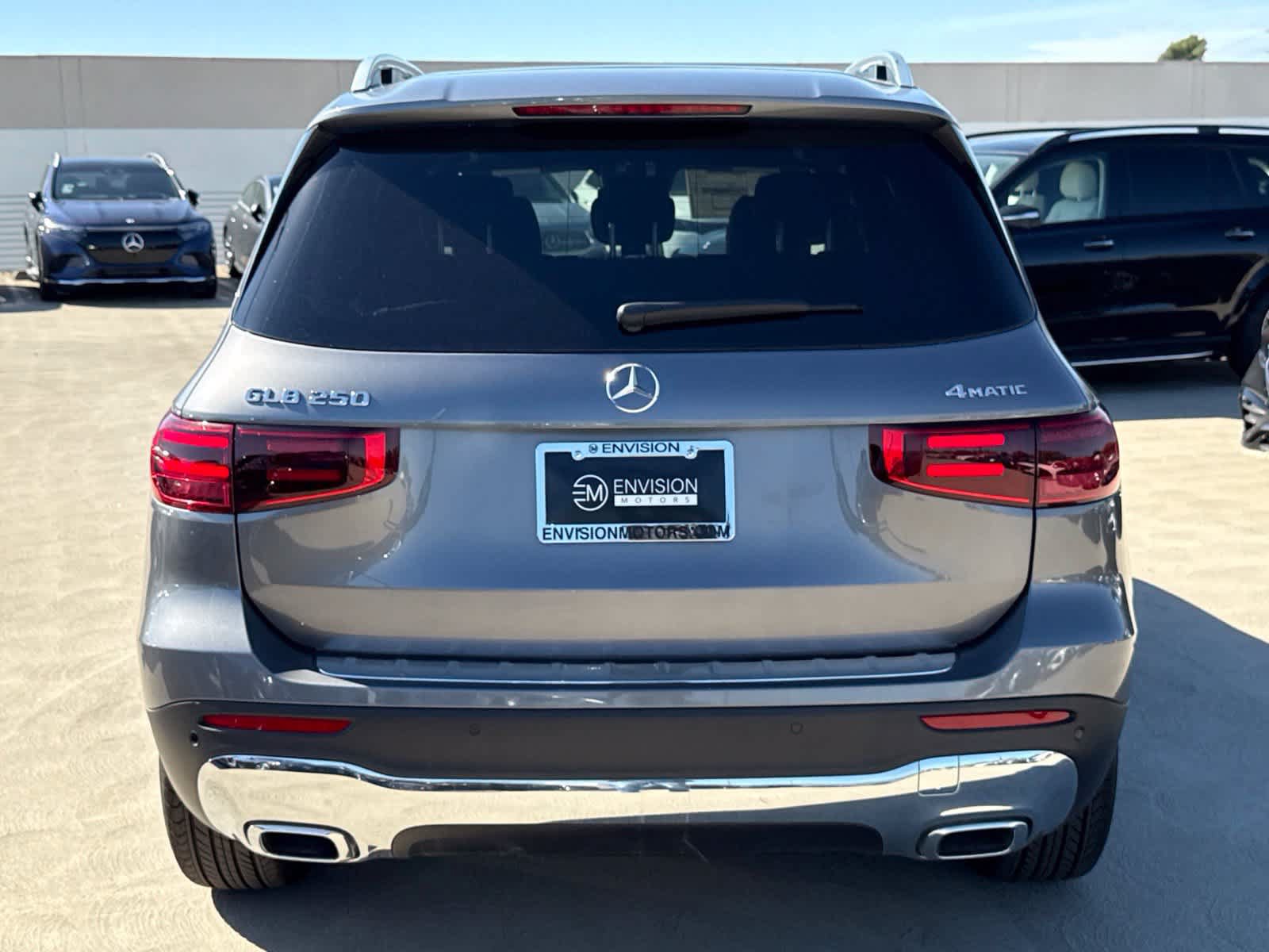New 2026 Mercedes-Benz GLB 250 4MATIC image 9
