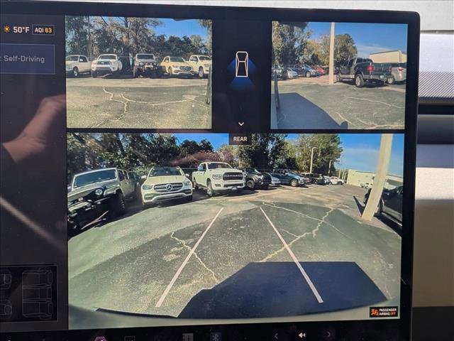 Used 2024 Tesla Cybertruck AWD Crew Cab image 18