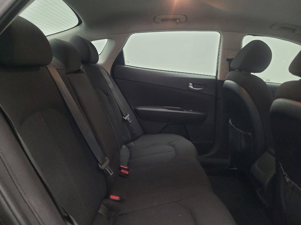 Used 2018 Kia Optima LX image 19