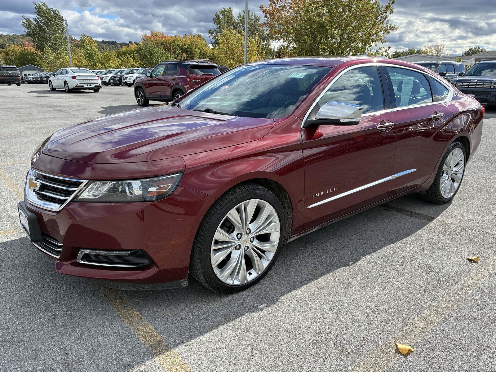 Used 2016 Chevrolet Impala LTZ w/ Enhanced Convenience Package FWD image 3