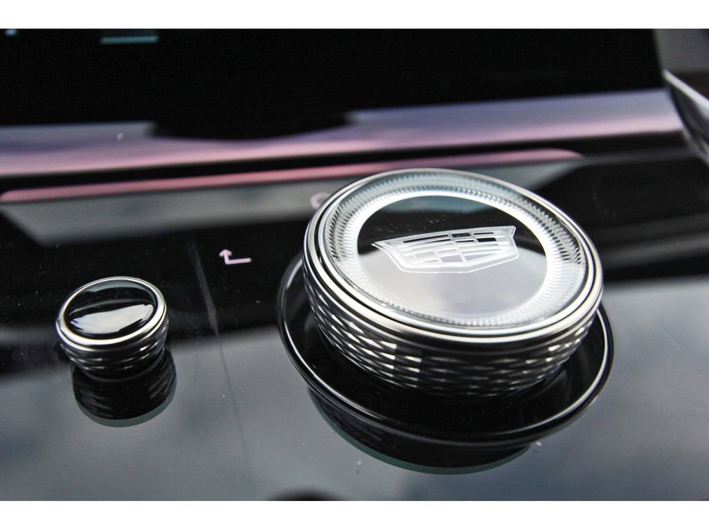 Certified 2025 Cadillac Escalade Sport Platinum w/ LPO, Floor Liner Package image 26