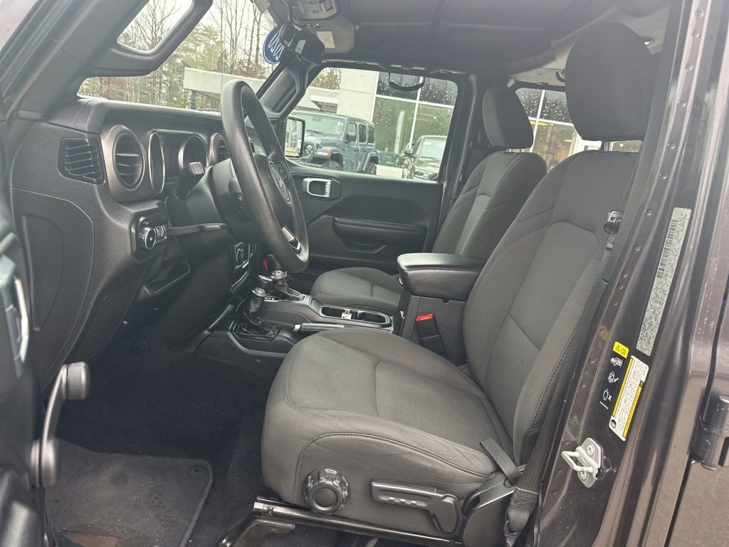 Used 2020 Jeep Wrangler Unlimited Sport image 13