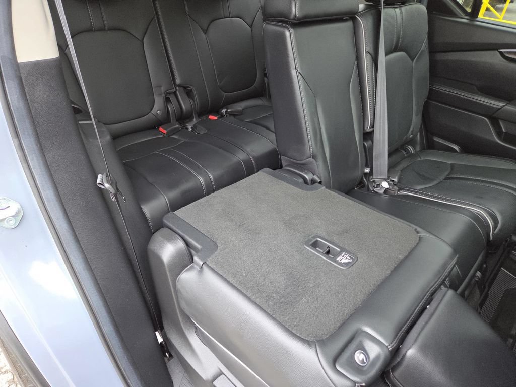 Used 2024 Honda Pilot Elite image 26