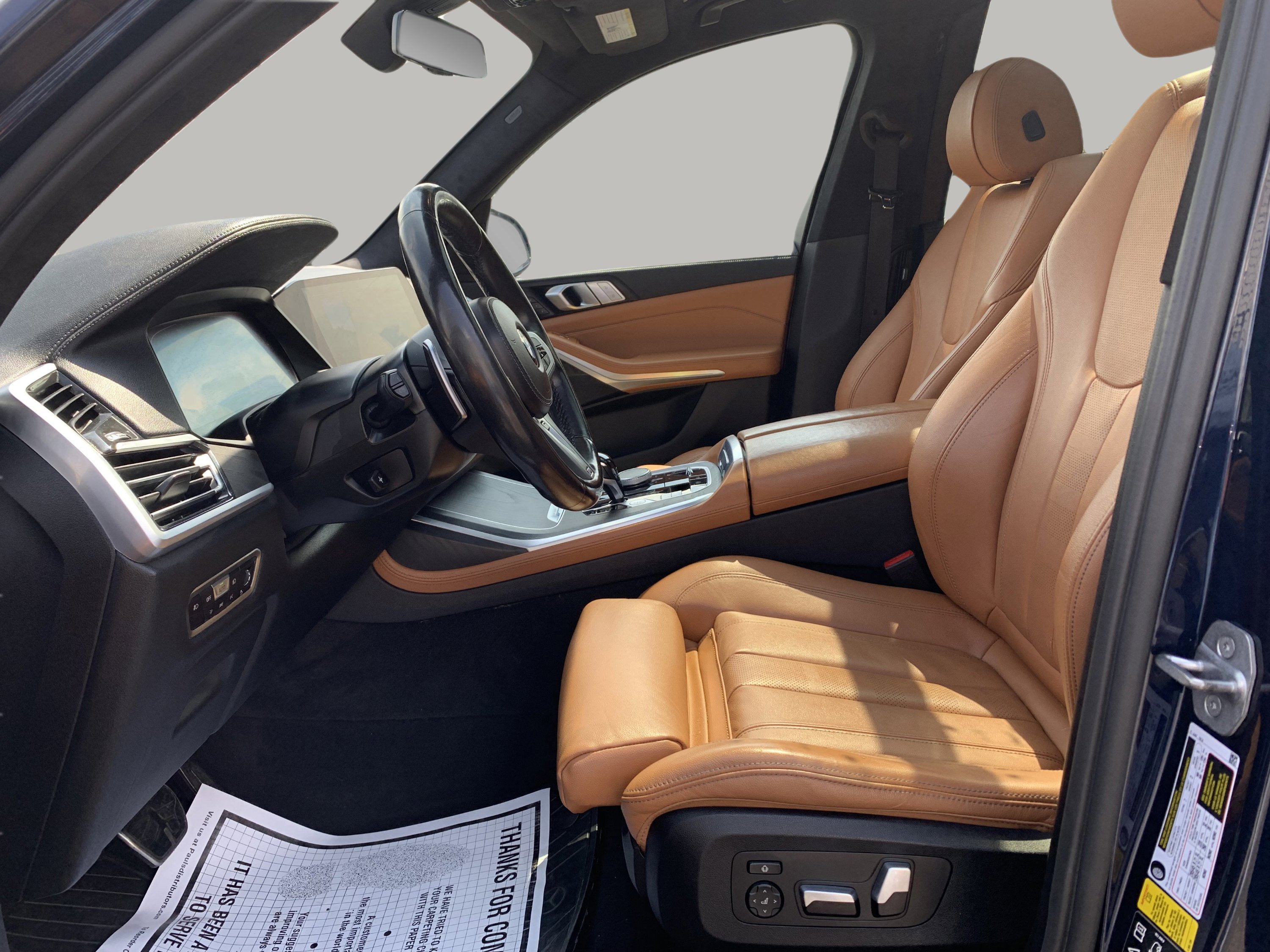 Used 2022 BMW X7 xDrive40i w/ M Sport Package image 24