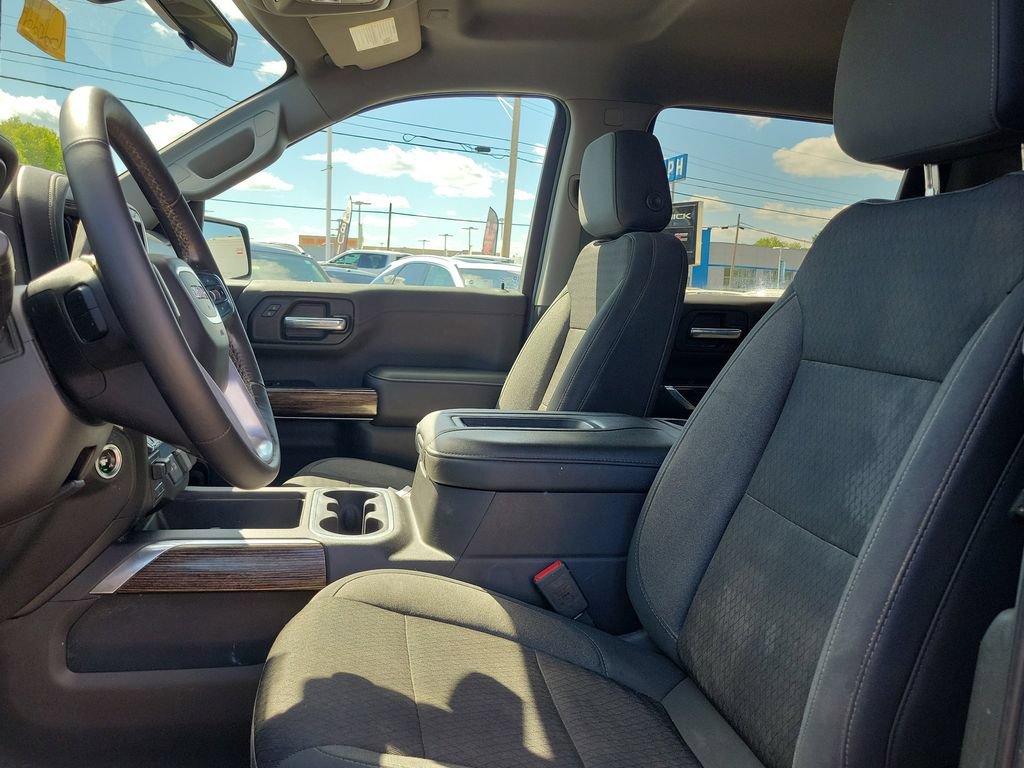 Used 2020 GMC Sierra 1500 Elevation w/ Elevation Value Package AWD/4WD image 17