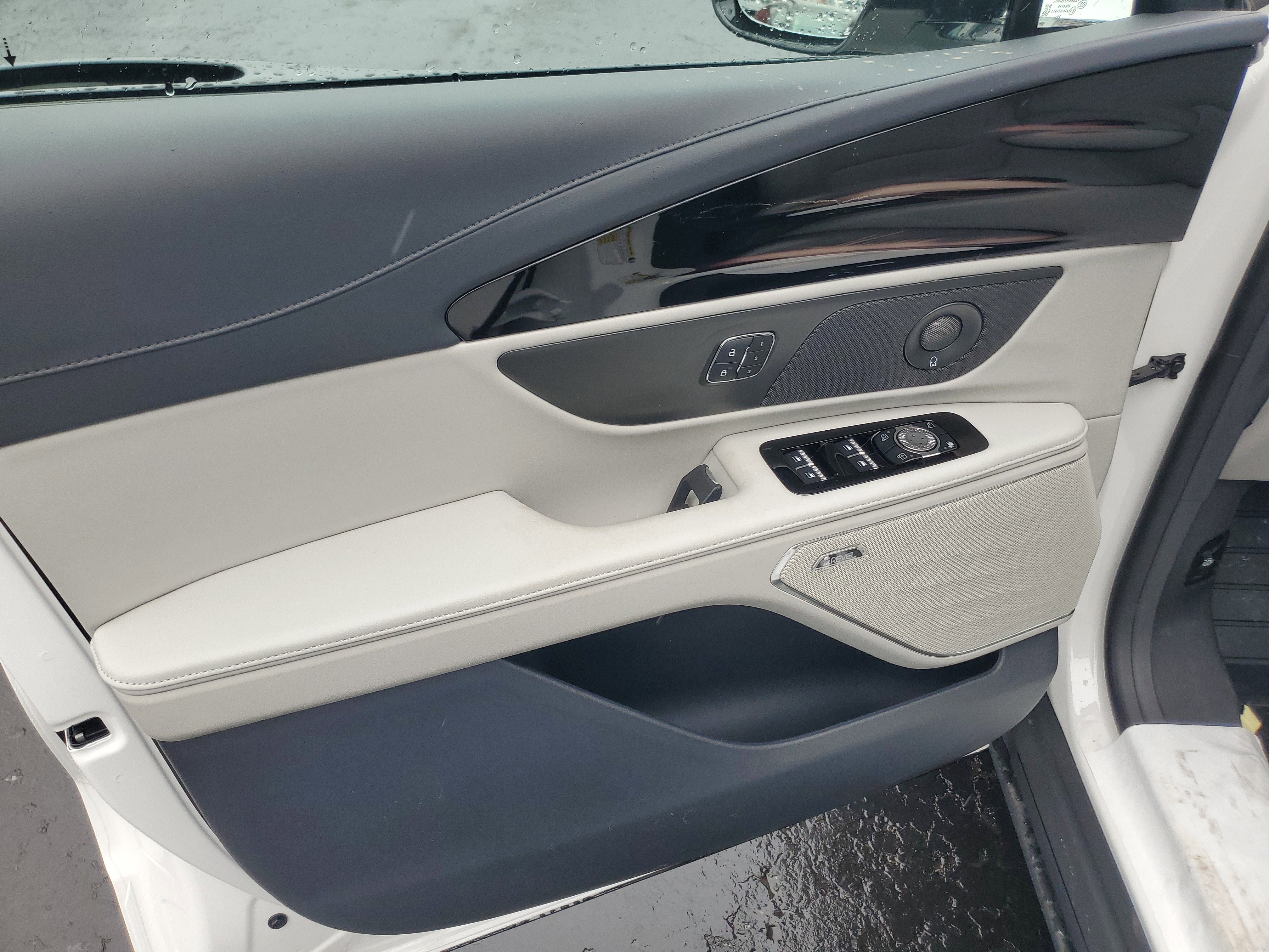 New 2026 Lincoln Nautilus Reserve w/ Jet Appearance Package image 8
